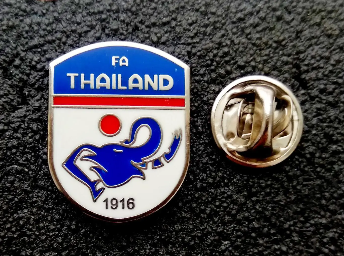 ТАЙЛАНД , Федерация Футбола .