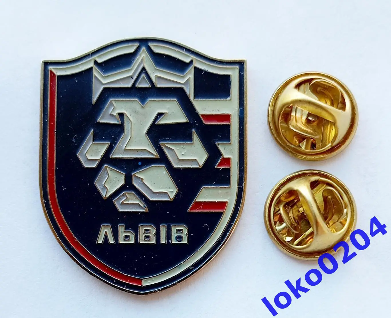 Футбол. Футбольный клуб. Знаки-гиганты (24х32 мм). ФК ЛЬВОВ - УКРАИНА.