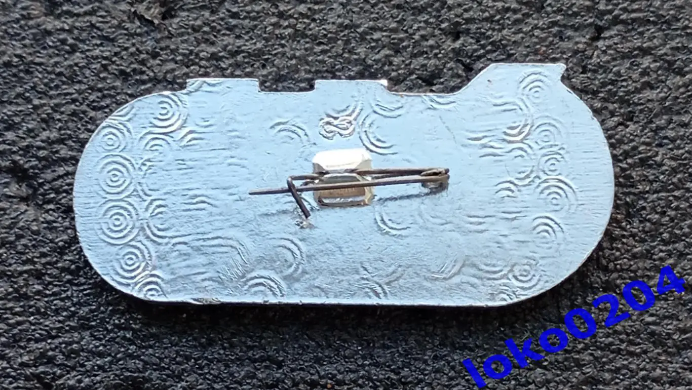 Футбол. Футбольный клуб. Знак.ФК НАФТОВИК Ахтырка - УКРАИНА. 1