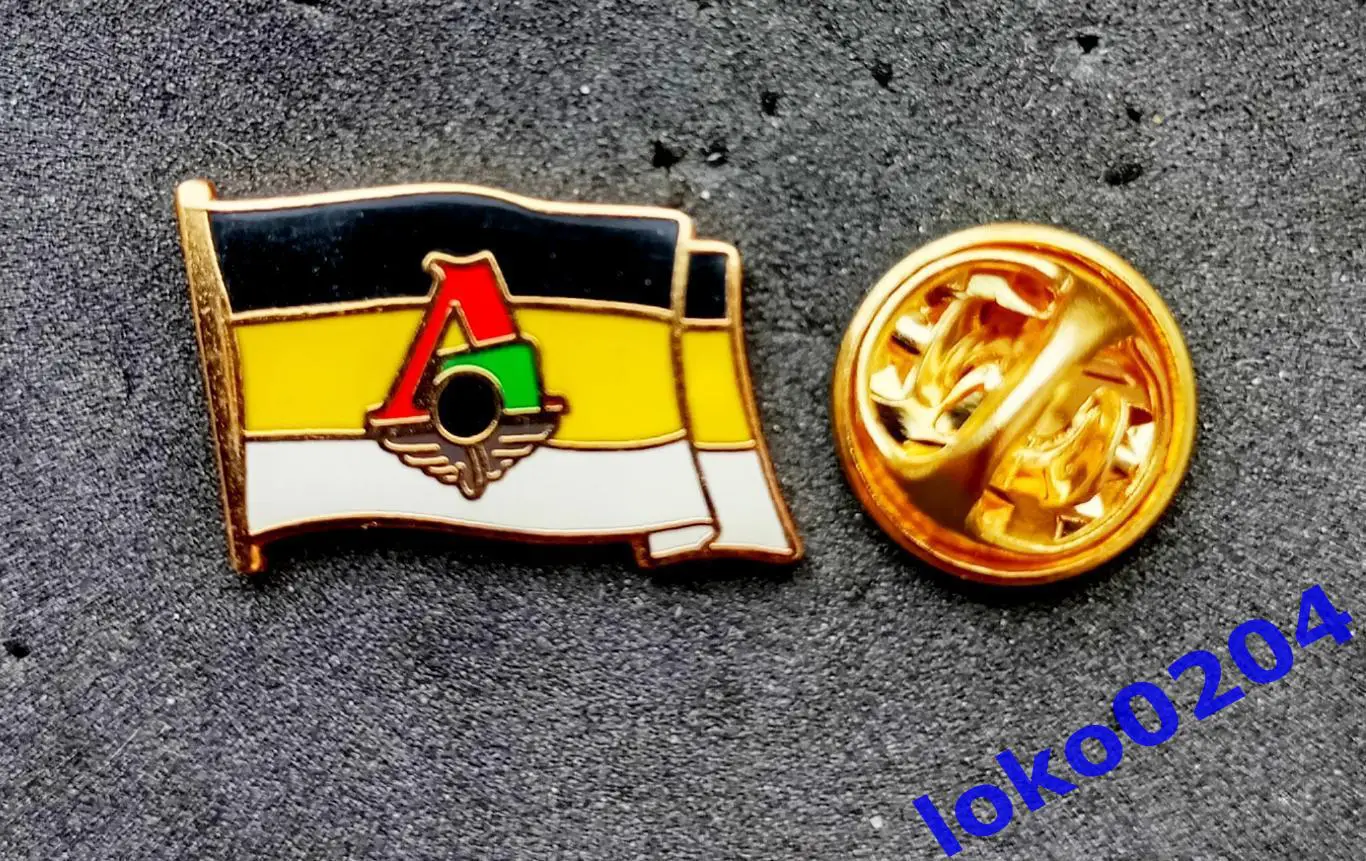 Футбол. Футбольный клуб. Знак. ФК ЛОКОМОТИВ Москва - РОССИЯ.