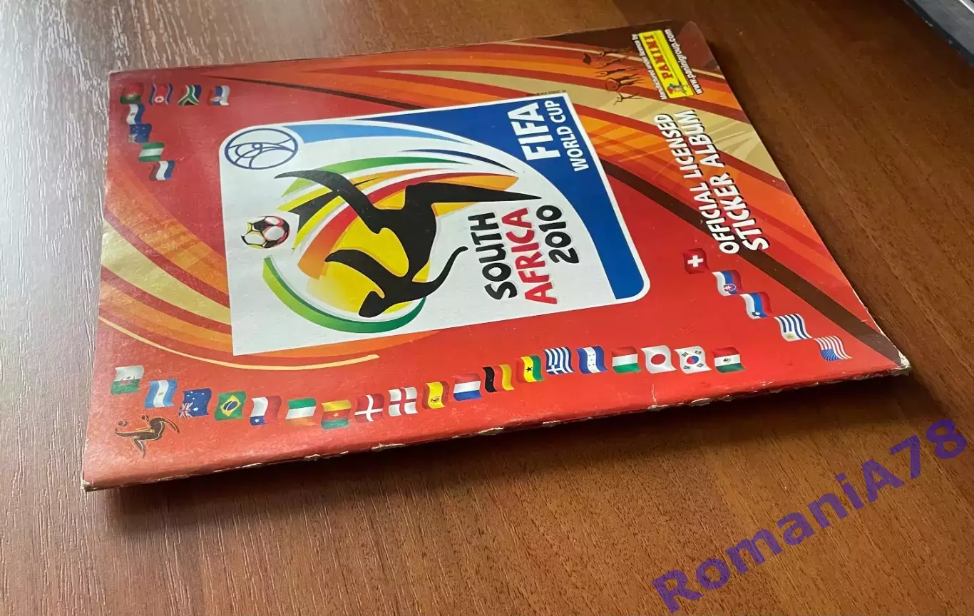 Футбол.Альбом.Чемпіонат Світу 2010.Panini.Порожній альбом. 4