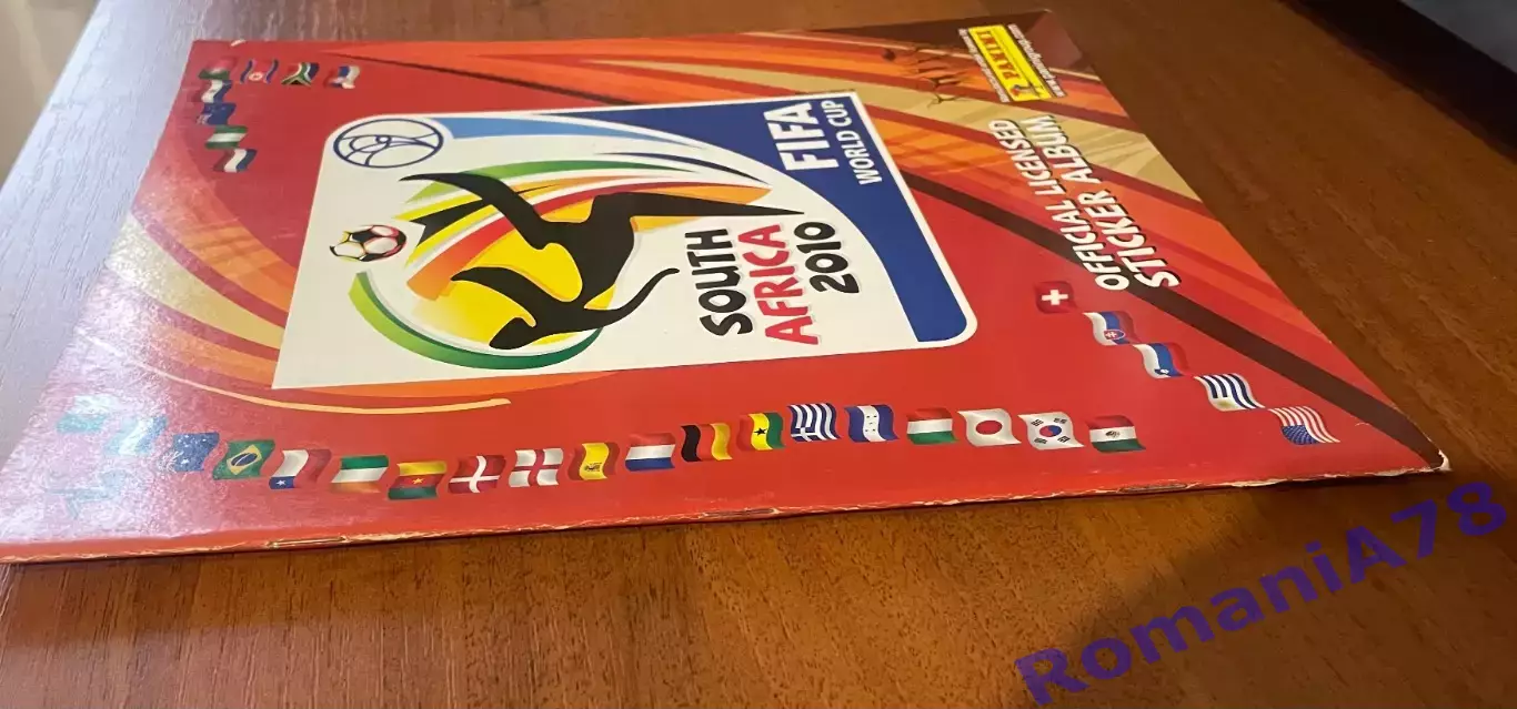 Футбол.Альбом.Чемпіонат Світу 2010.Panini.Порожній альбом. 4