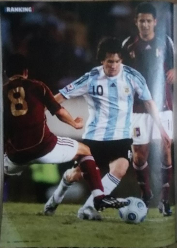 Журнал. Futbol. N 7/2010.Постеры. 1
