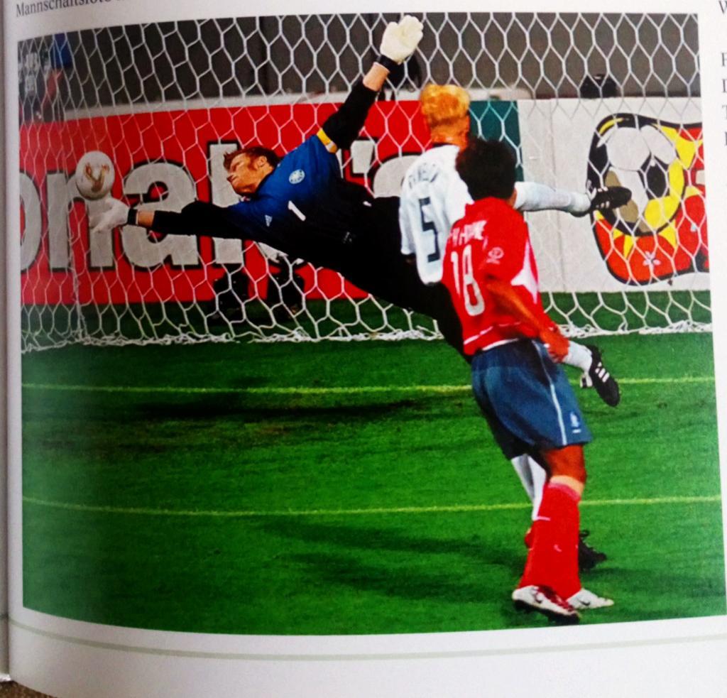 Футбол.Фотоальбом. Чемпионат мира 2002.Япония-Корея. 5