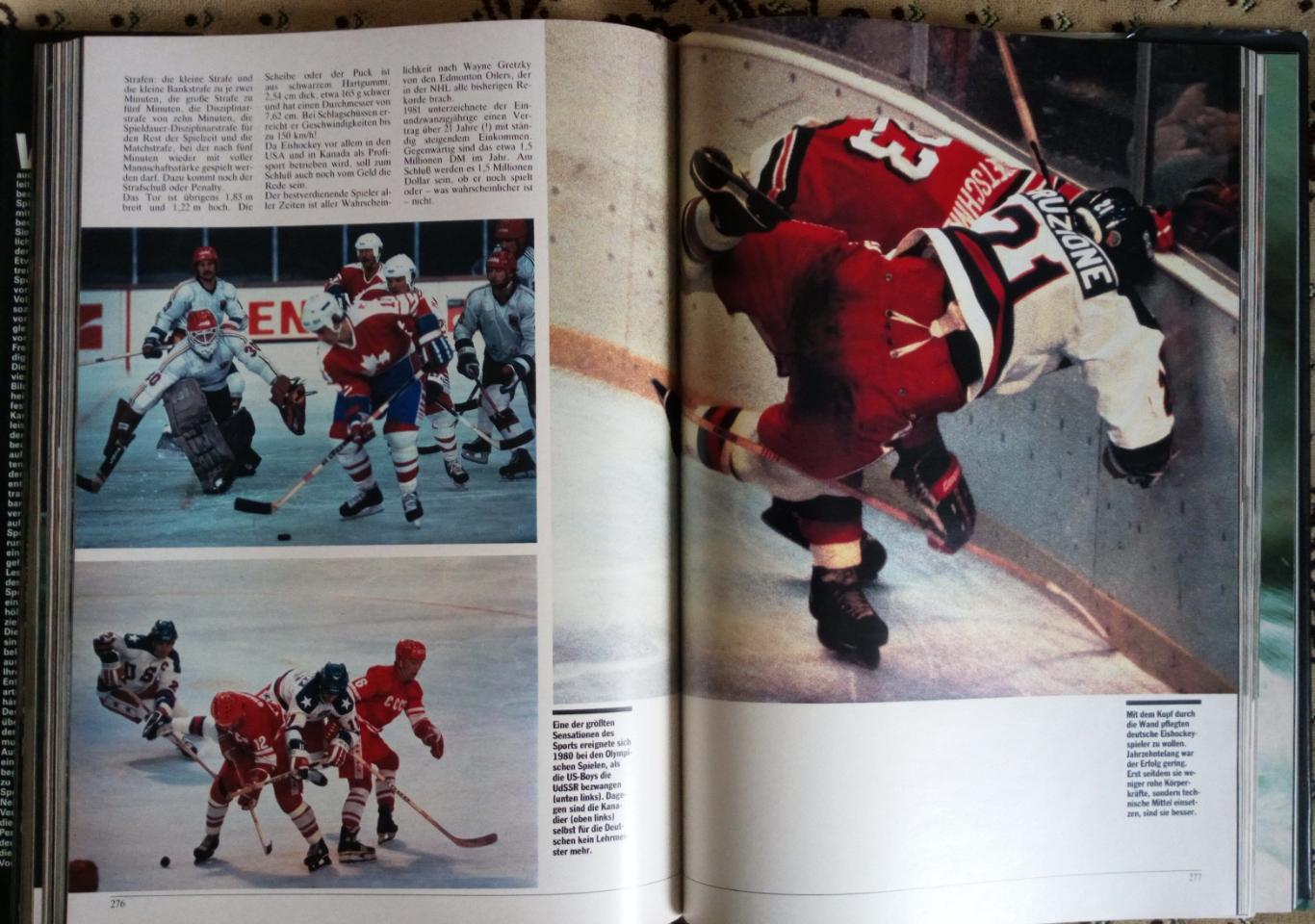 Фотоальбом. Спорт. Футбол. Хоккей. Das Grossesportbuch. 7