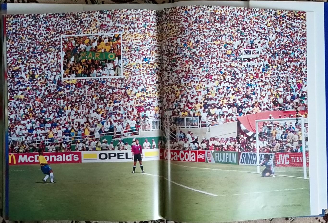 Футбол. Книга- фотоальбом. США-94.Чемпіонат світу. 7