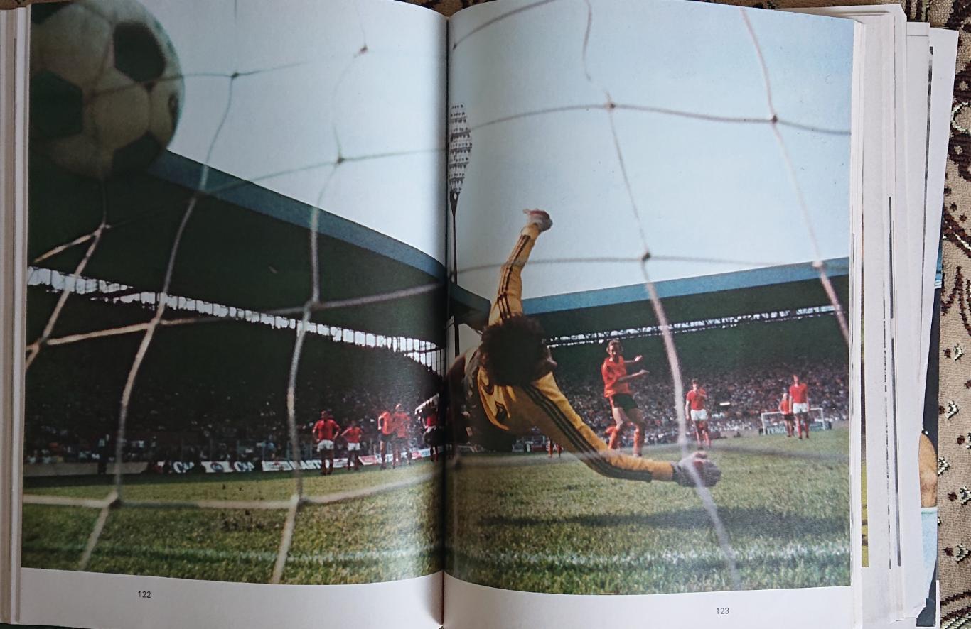 Футбол Книга-фотоалььом.Чемпіонат Світу 1974. 6