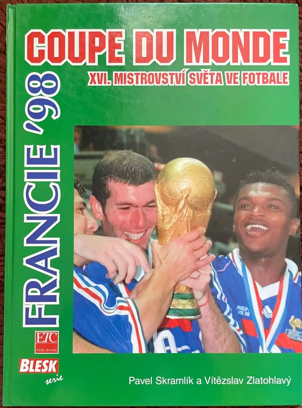 Футбол.Книга-фотоальбом..Чемпіонат Світу.Чемпионат мира 1998.