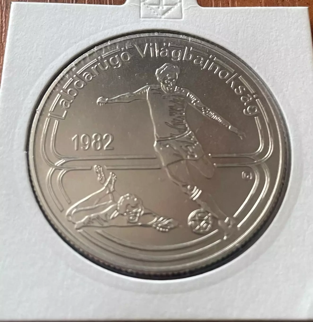 УГОРЩИНА 100 форінтів 1982 рік Чемпіонат світу з футболу