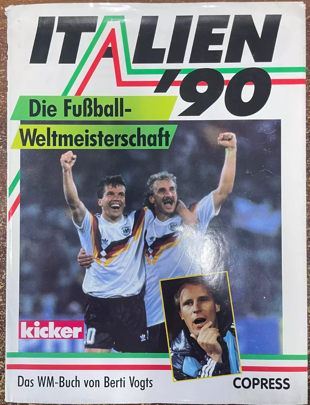 Футбол.Книга-фотоальбом..Чемпіонат Світу.Чемпионат мира 1990.