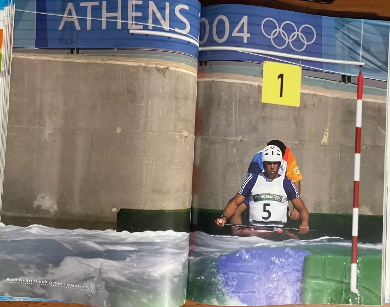 Книга.Олімпіада.Фотоальбом.Олимпийские игры.Афіни-2004. Спорт 1