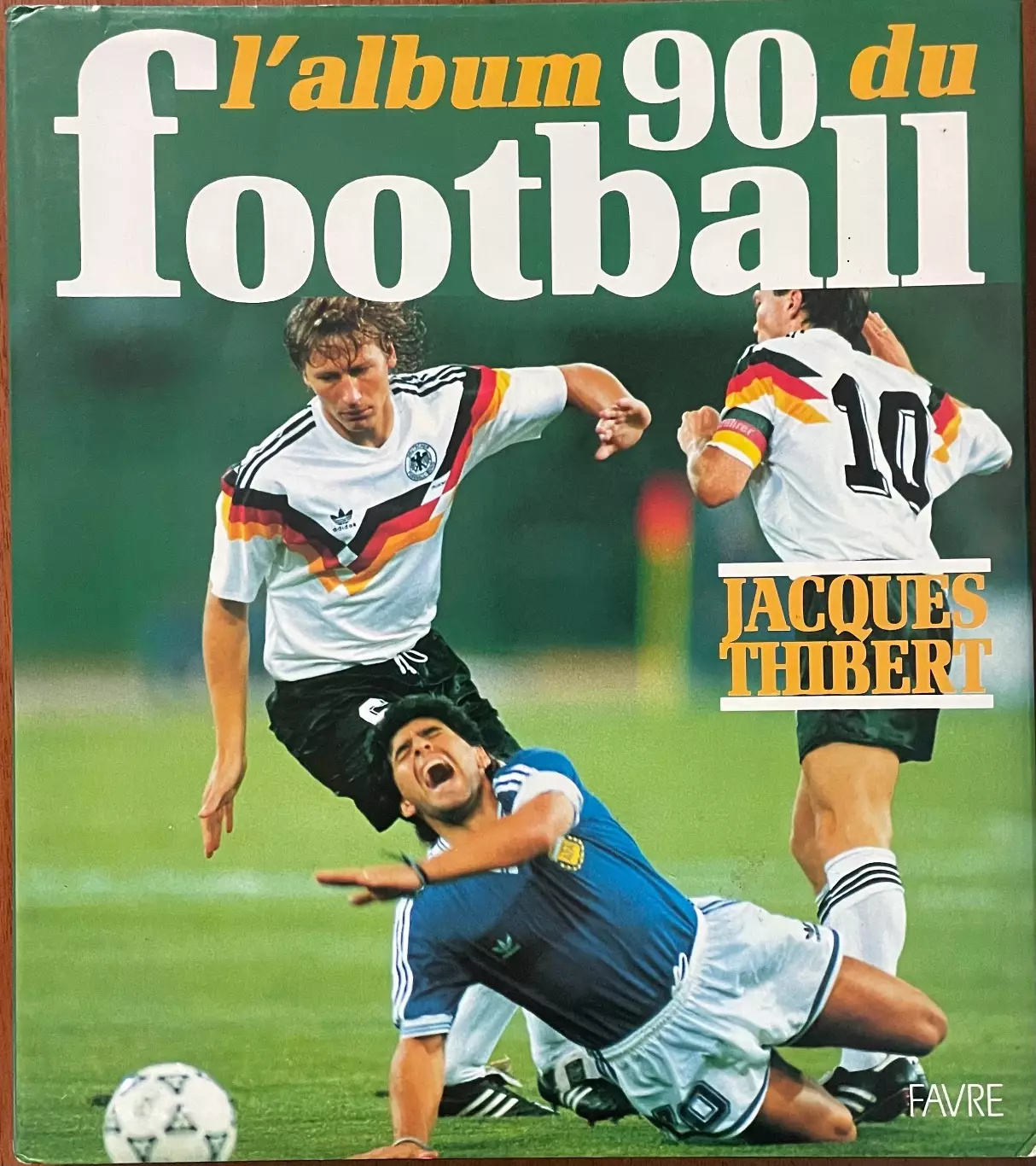 Футбол.Книга-фотоальбом..Чемпіонат Світу.Чемпионат мира 1990.Підсумки сезону.