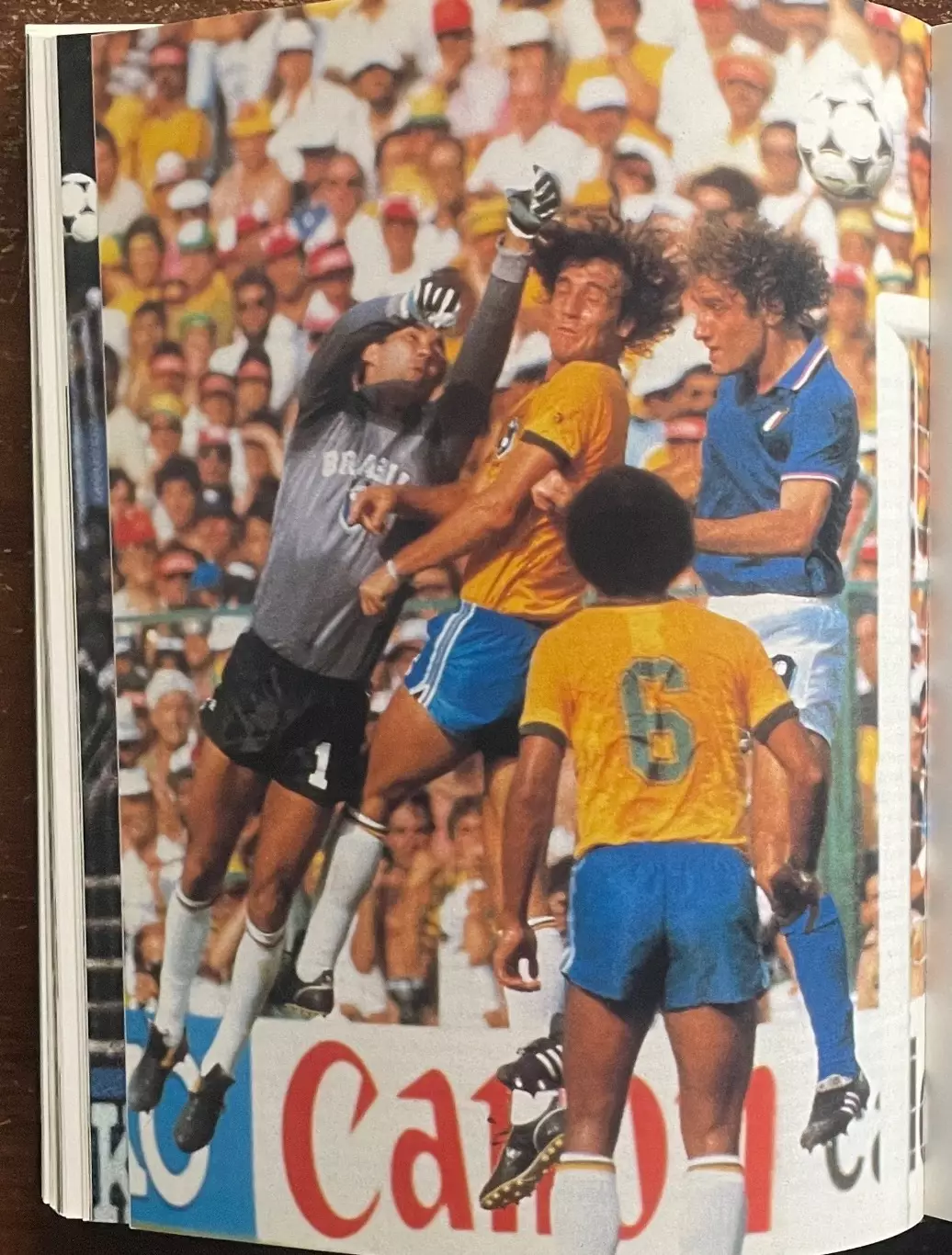 Футбол.Книга-фотоальбом.Чемпіонат Світу. 1982. 2