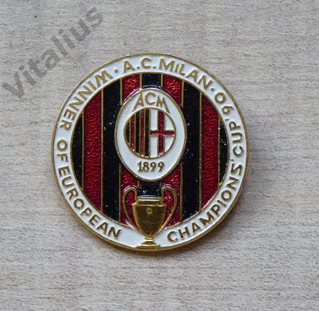 Значок Милан (Италия) - обладатель Кубка Европейских Чемпионов 1990 года футбол
