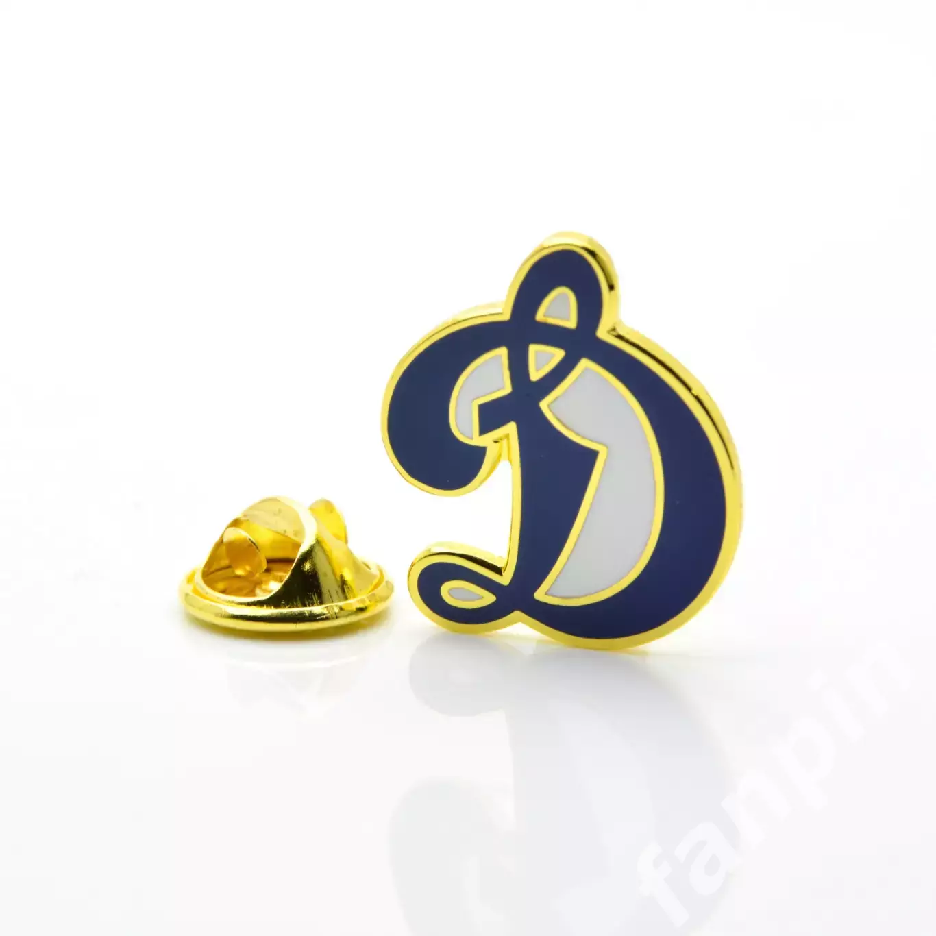 Значок ХК Динамо Москва Эмблема буква Д 1