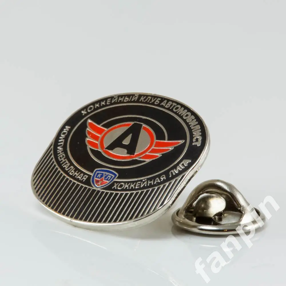 Значок Автомобилист Шайба 1