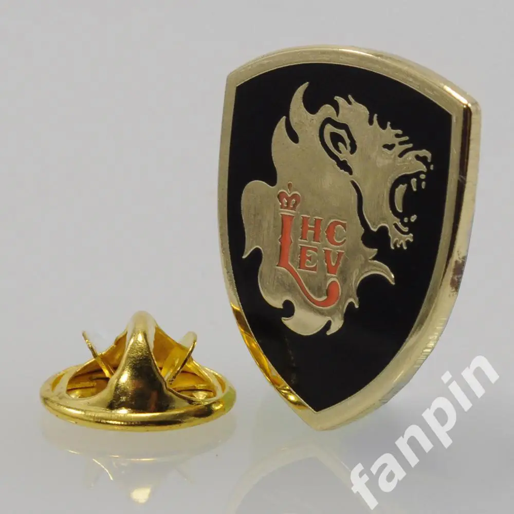 Значок Лев Попрад Словакия Эмблема Золото 1