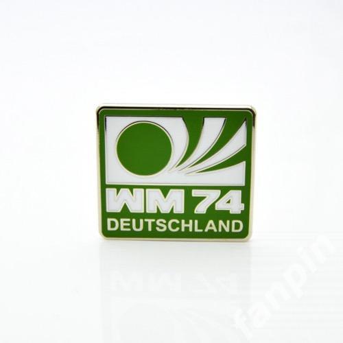 Значок Чемпионат мира по футболу 1974 (Германия) Эмблема зеленая