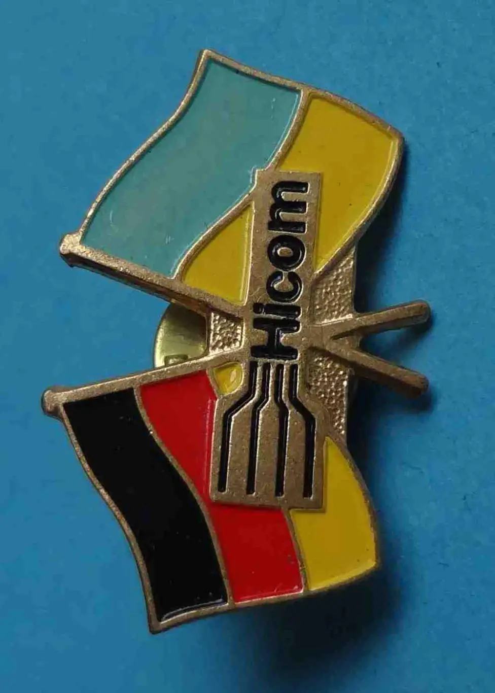 Hicom Украина Германия флаги 1