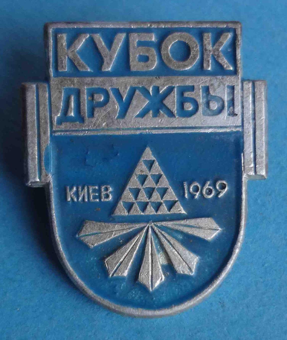 Кубок дружбы по тяжелой атлетике 1969 Киев герб (47)