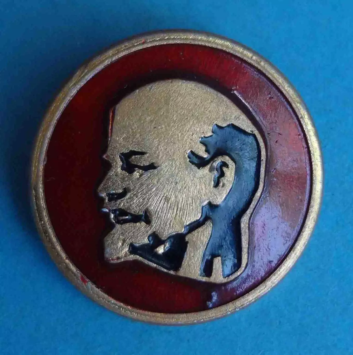 Ленин круглый красный (59)