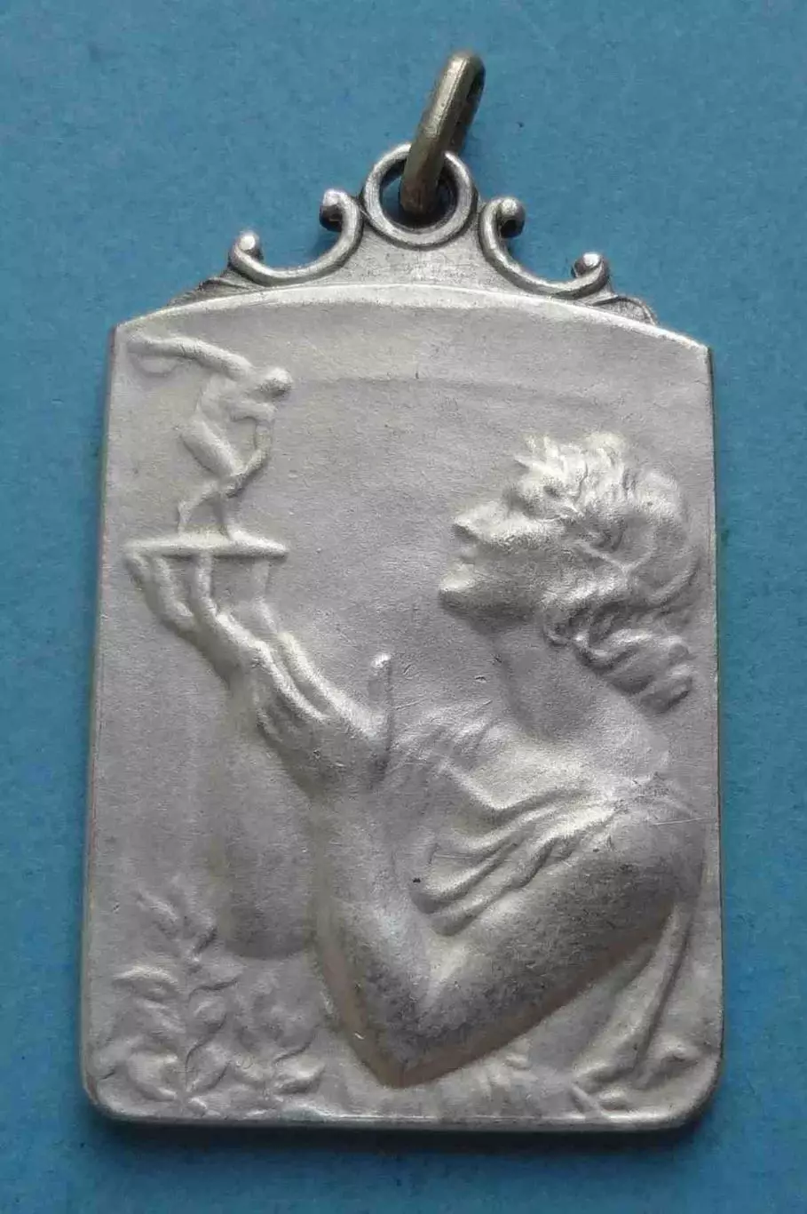 Жетон LE SOIR Финальные соревнования по бегу 1927 Бельгия серебро (59)