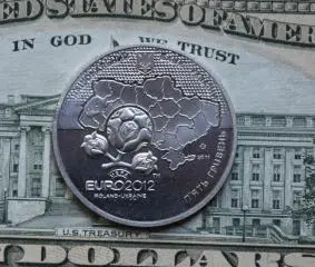 5 гривен 2011г. ЕВРО 2012Львов