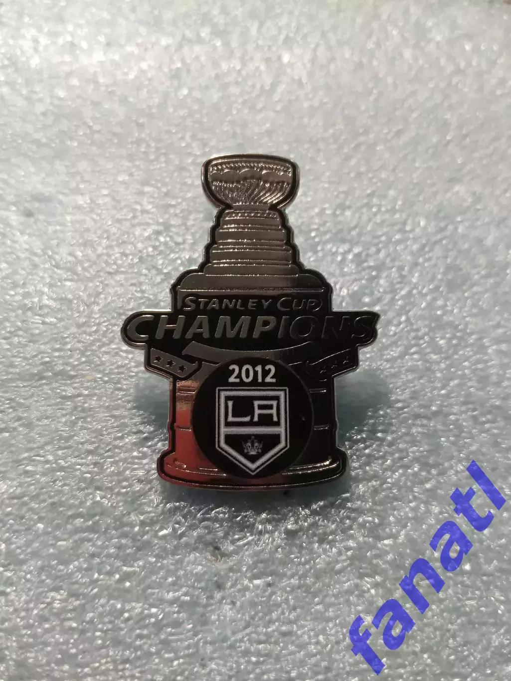 Значок НХЛ обладатель кубка Стэнли 2011 г Лос-Анжелес