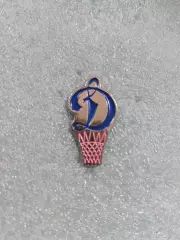 Значок Женский баскетбольный клуб Динамо Москва вид 1