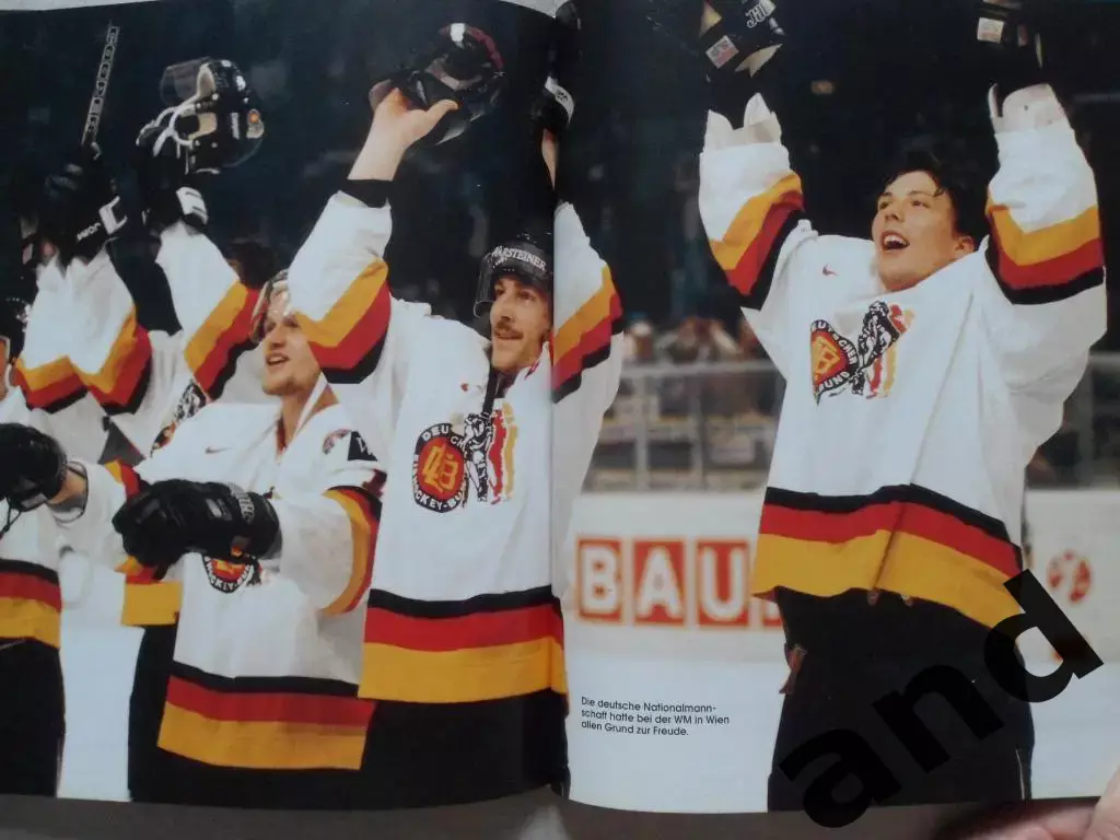 Фотоальбом - Хоккей. Ежегодник (Германия) Сезон 1996-97 г. 7