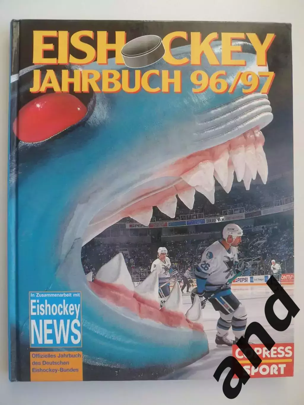 Фотоальбом - Хоккей. Ежегодник (Германия) Сезон 1996-97 г.