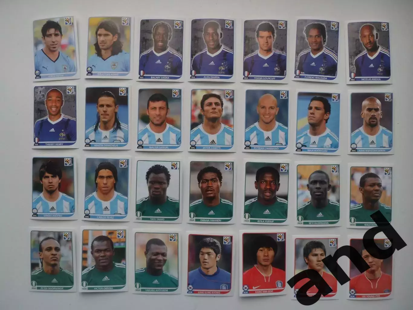 Набор 262 наклейки Чемпионат Мира 2010 без повторов 1