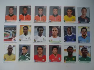 Набор 18 наклеек Panini панини Чемпионат Мира 2010 без повторов