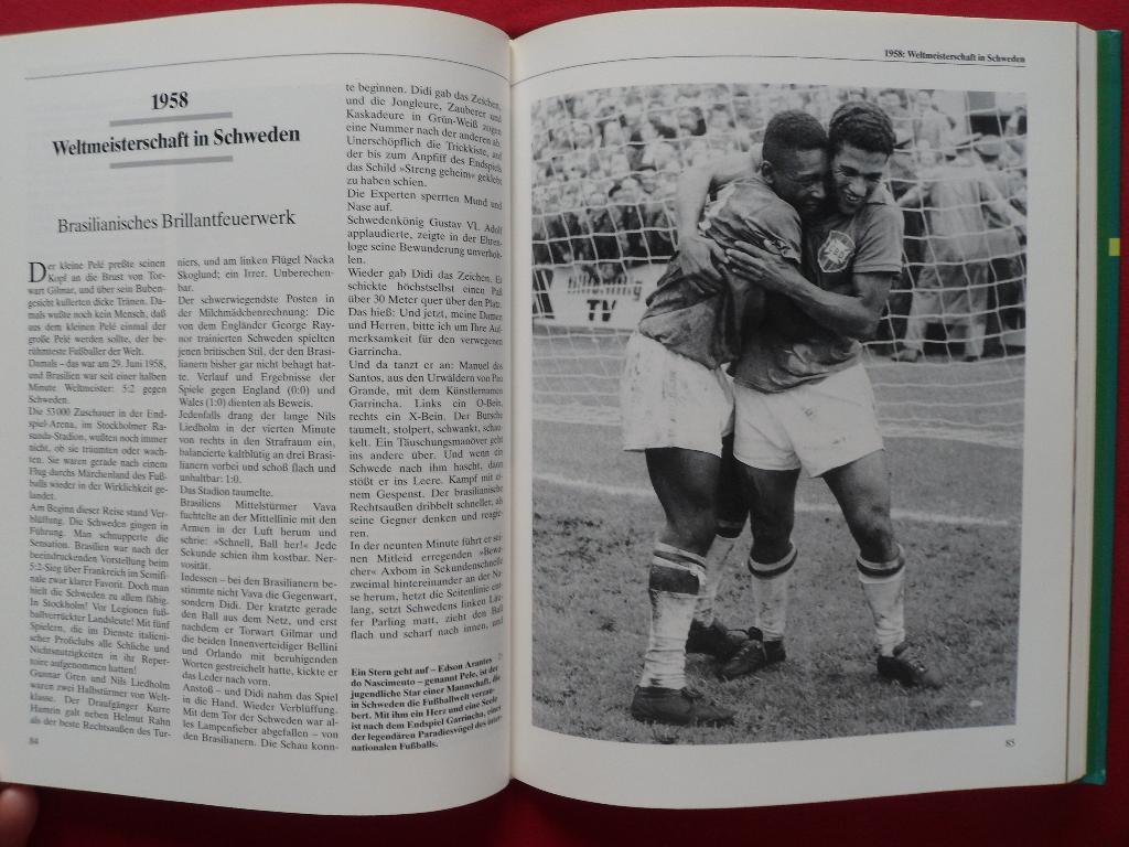 книга Звездные мгновения футбола (1872-1993) 3
