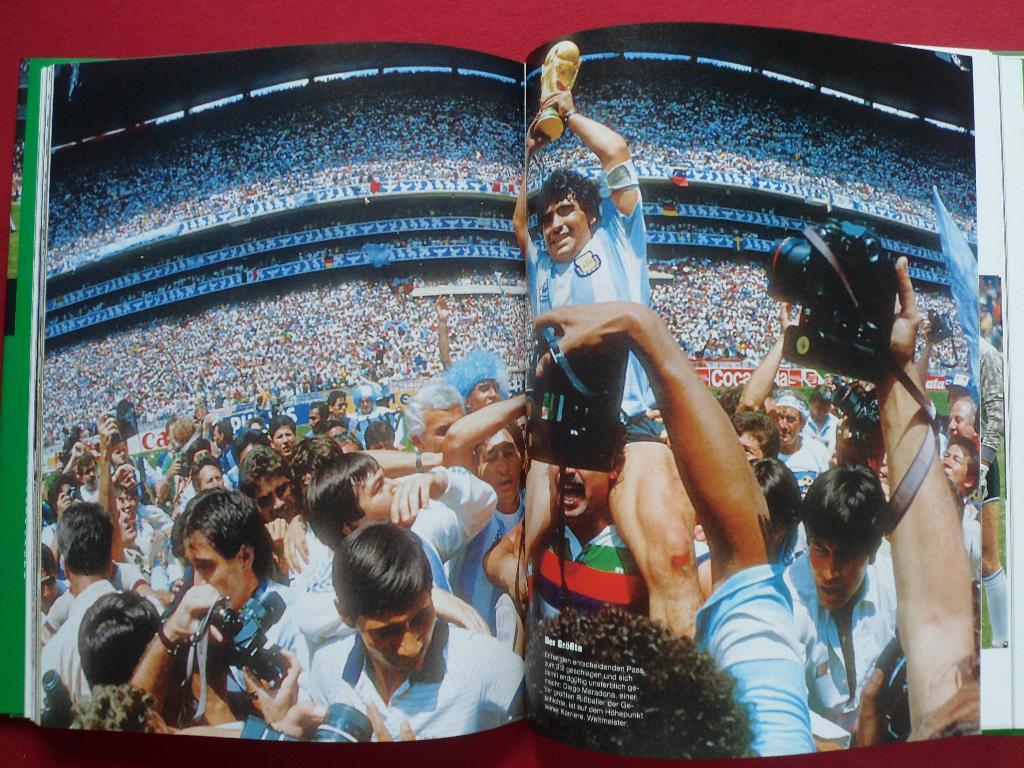 книга-фотоальбом Чемпионат мира по футболу 1986 г. 2