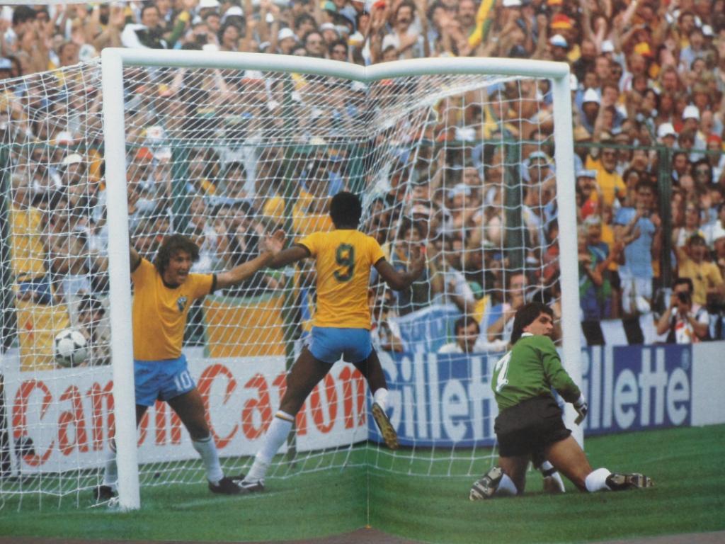 книга-фотоальбом: П. Брайтнер - Чемпионат мира по футболу 1982 6
