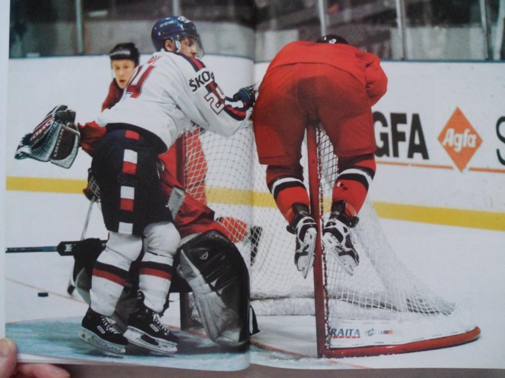 фотоальбом Чемпионат мира по хоккею 1999 г. 6