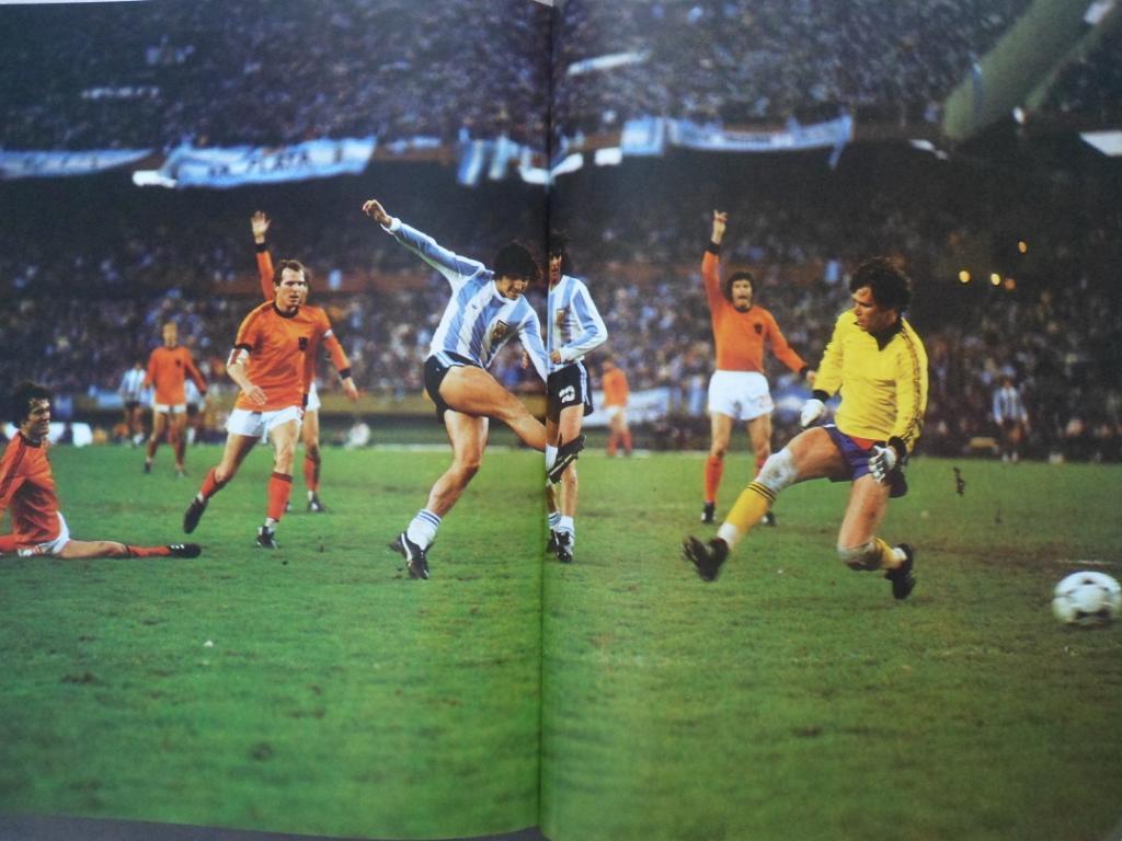 Ф.Беккенбауэр-фотоальбом Чемпионат мира по футболу 1978 (с фото команд)+автограф 7