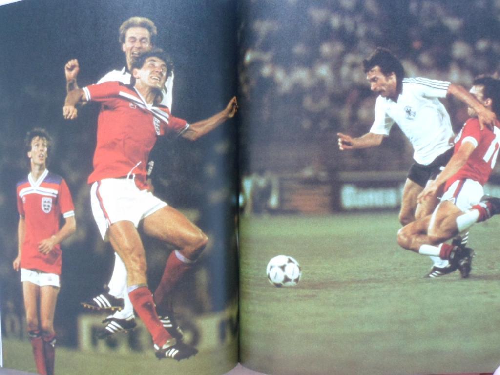 книга-фотоальбом - Чемпионат мира по футболу 1982 5