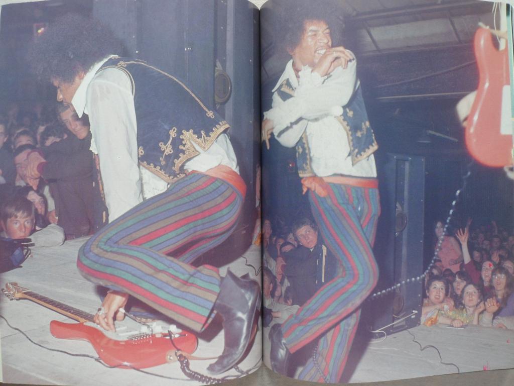 книга-фотоальбом Джими Хендрикс (Jimi Hendrix) 1