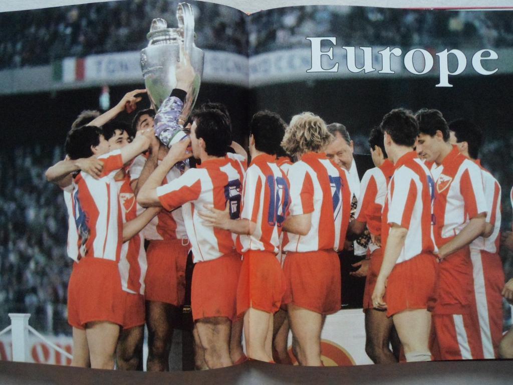 книга-фотоальбом История французского и мирового футбола 1991 г. 3