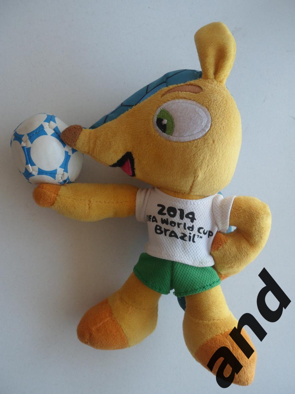 маскот Фулеко. игрушка-талисман Чемпионата мира по футболу 2014