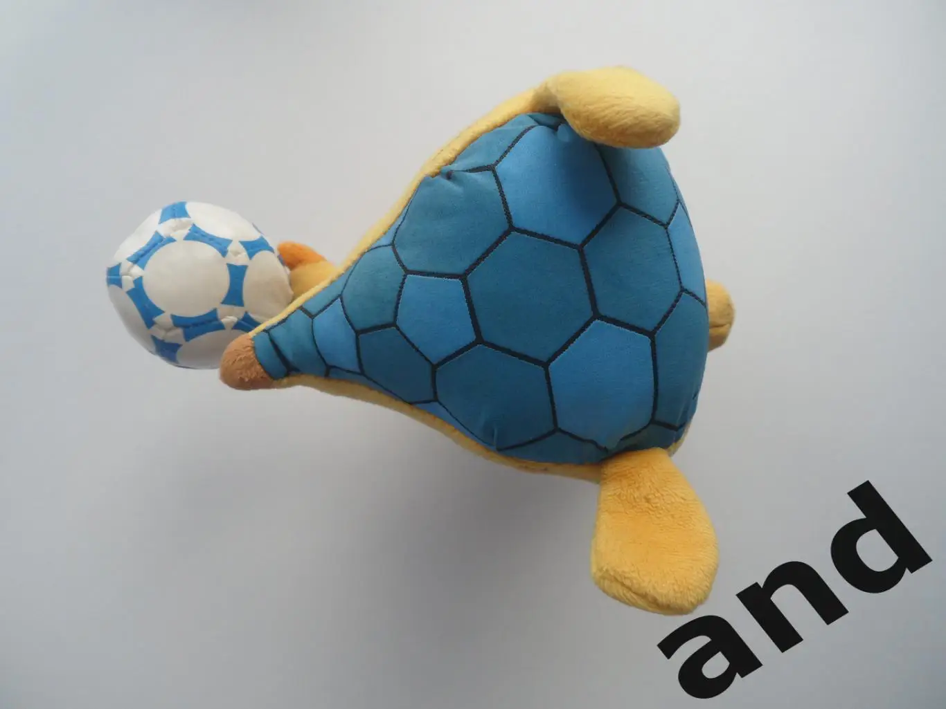 маскот Фулеко. игрушка-талисман Чемпионата мира по футболу 2014 2