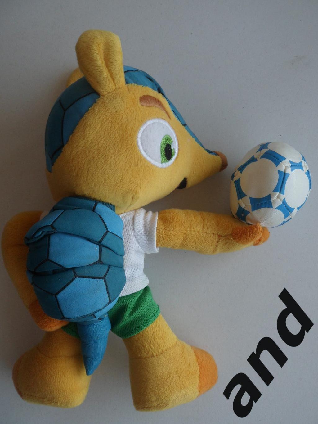 маскот Фулеко. игрушка-талисман Чемпионата мира по футболу 2014 2