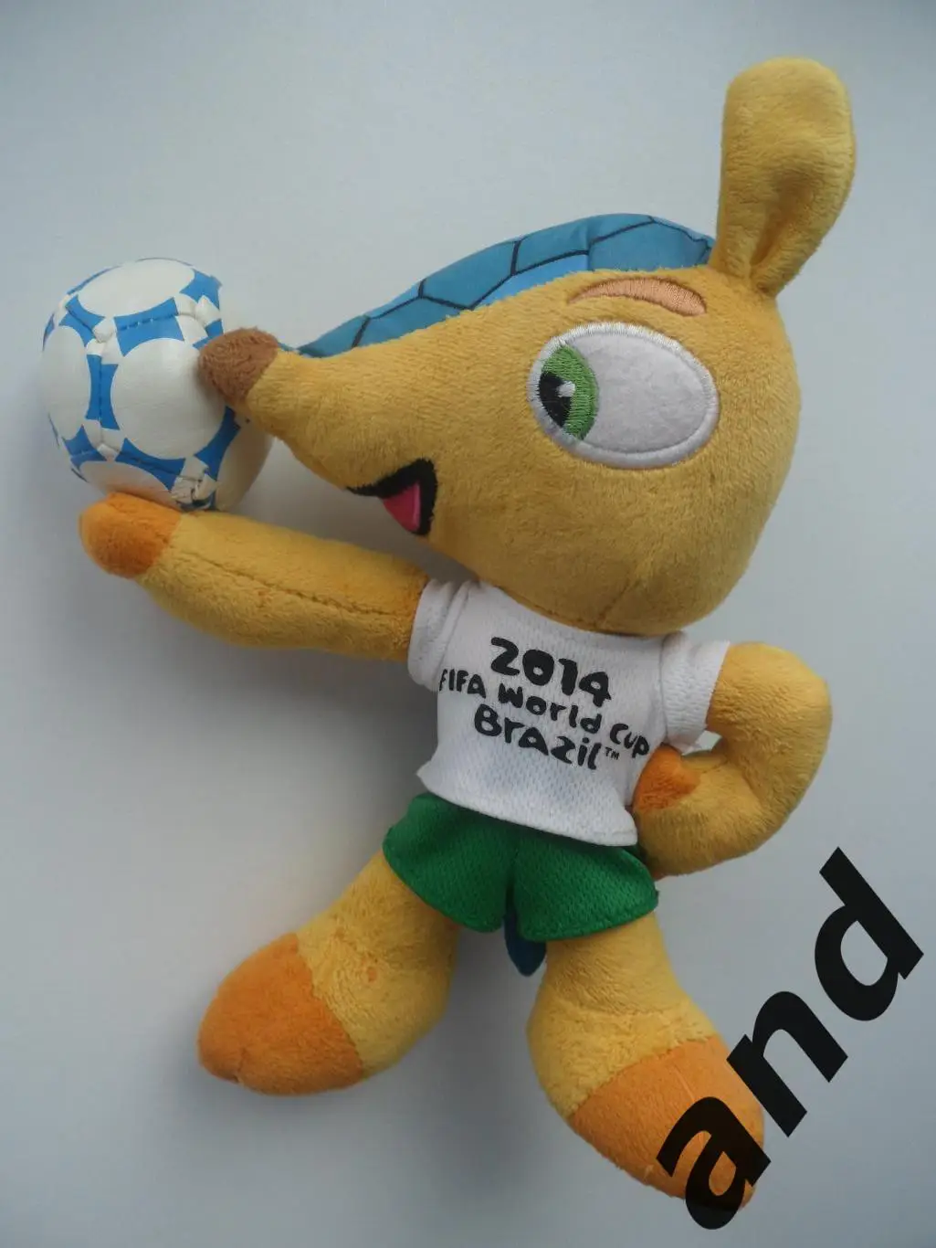 маскот Фулеко. игрушка-талисман Чемпионата мира по футболу 2014
