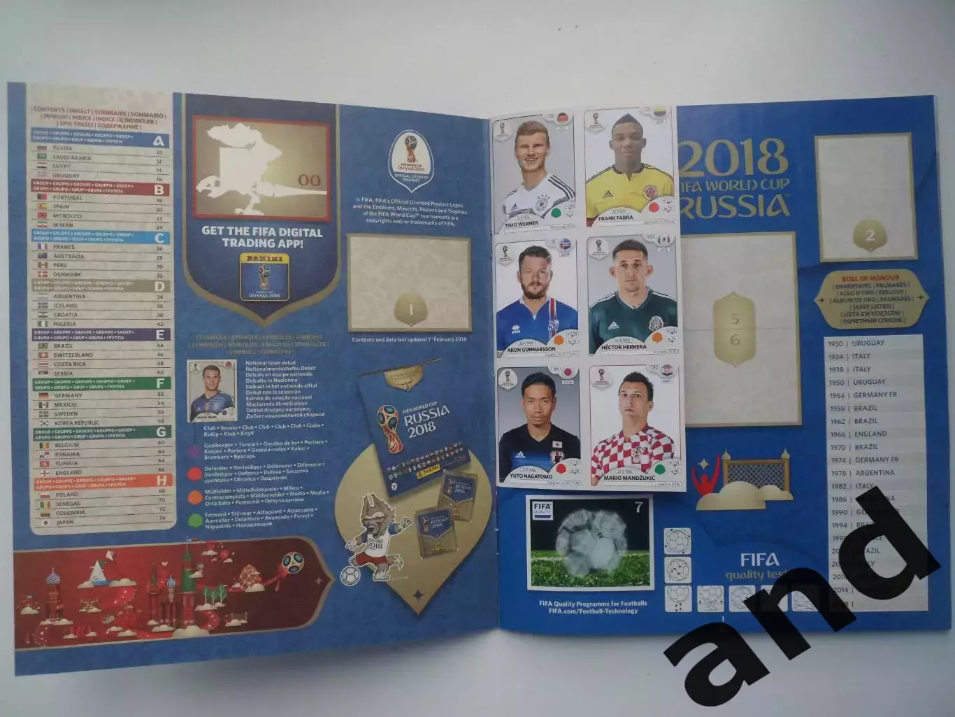 Альбом панини panini чемпионат мира 2018 (363 наклейки) 1