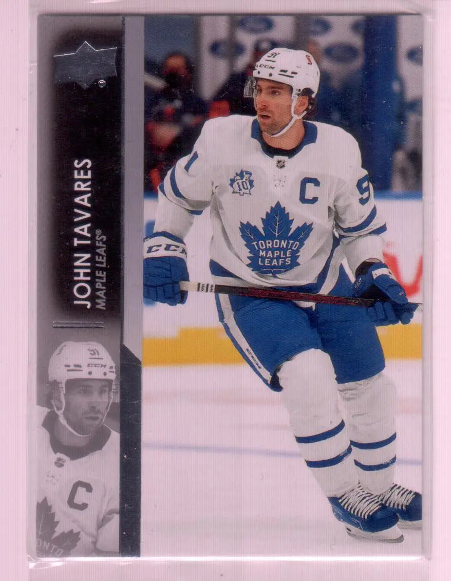 2021-22 Upper Deck Series 1 Base #172 John Tavares - Toronto Maple Leafs