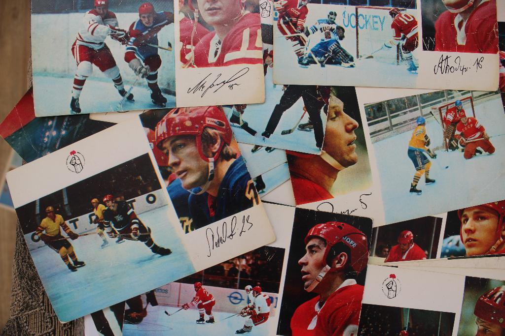 Сборная СССР чемпион мира и Европы по хоккею 73г. набор открыток 2