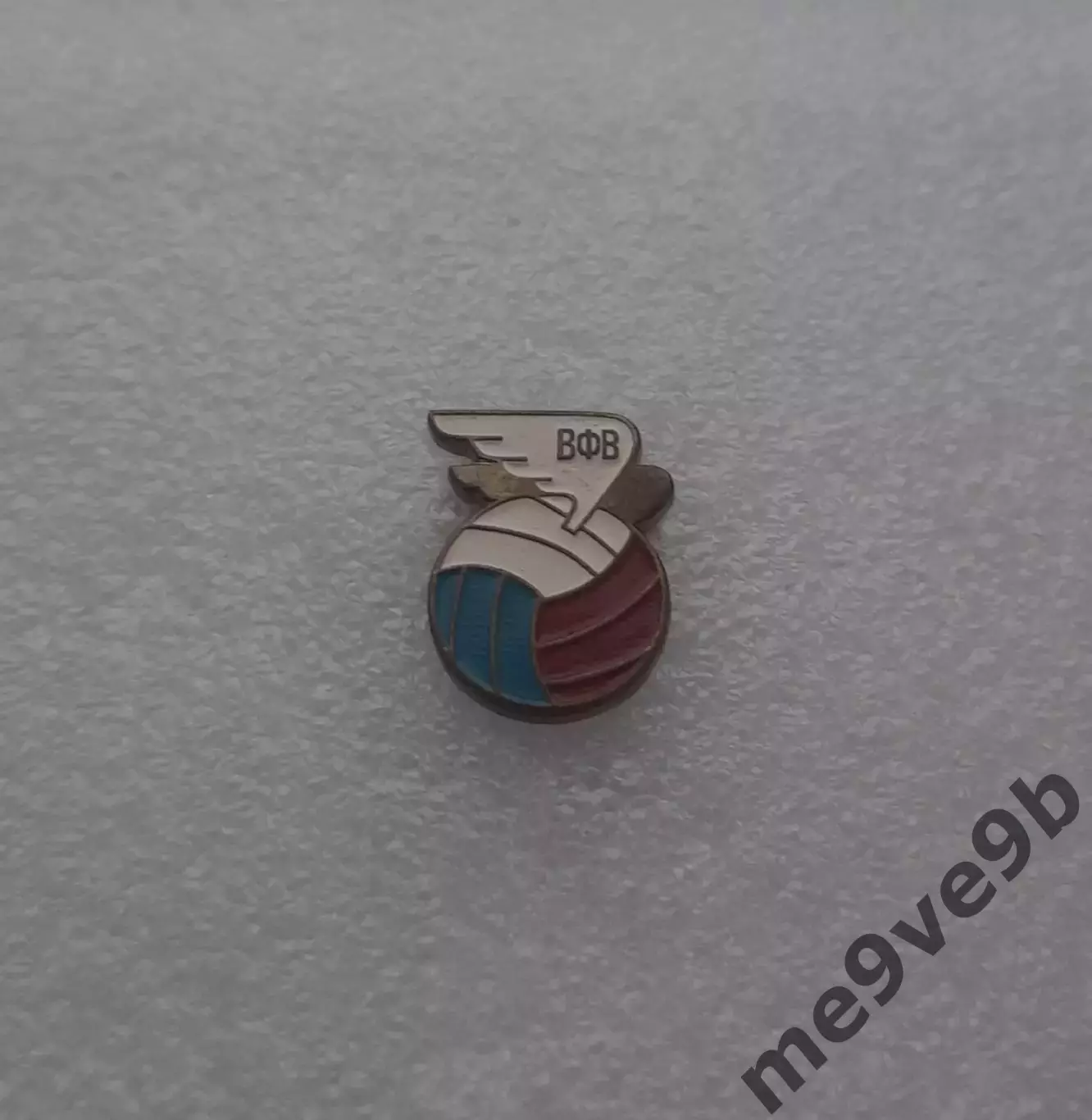 Официальный значок всероссийской федерации волейбола ВФВ