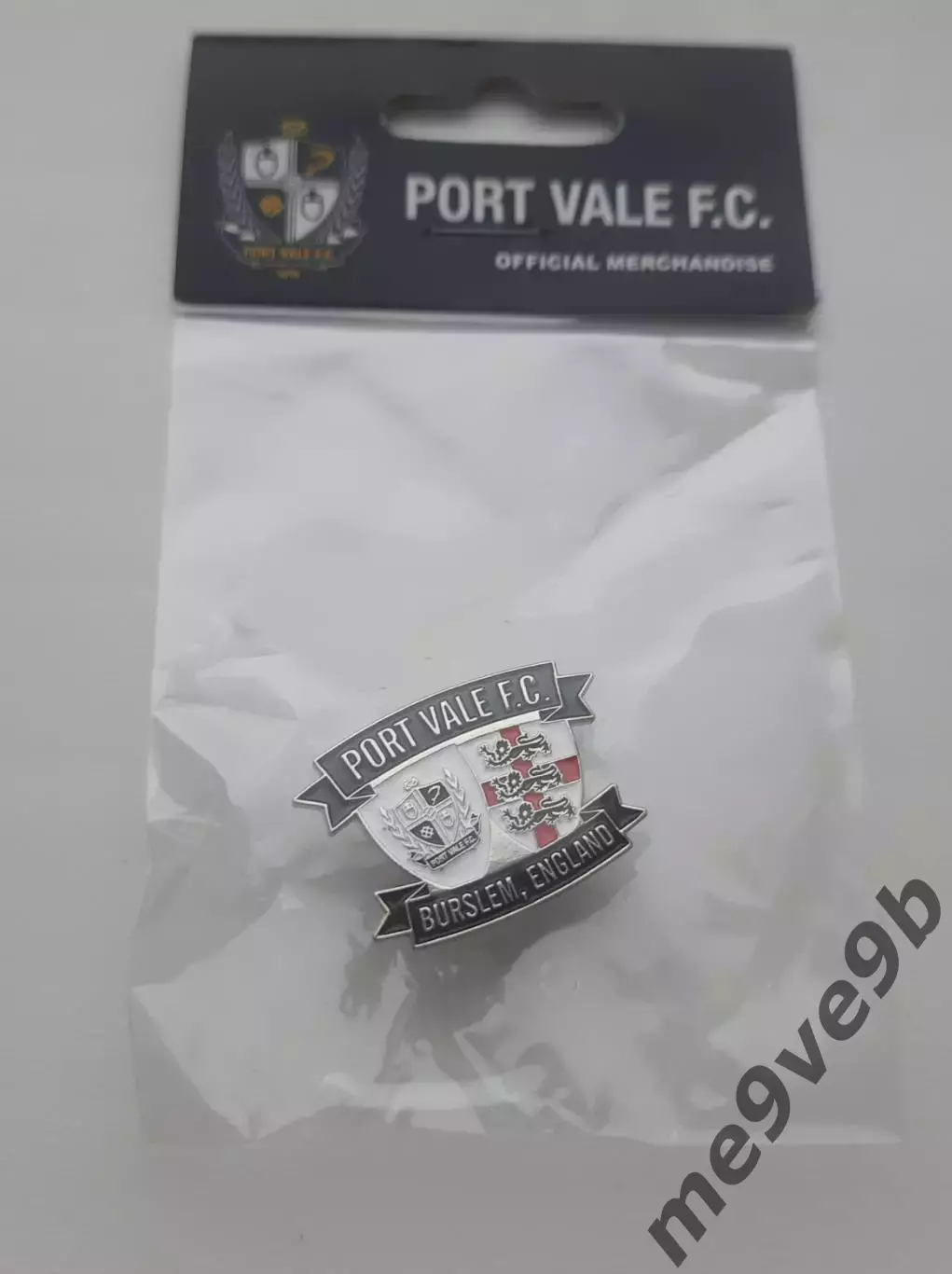 (2) Официальный значок ФК Порт Вейл Сток-он-Трент, Англия. Выпуск 2025 года